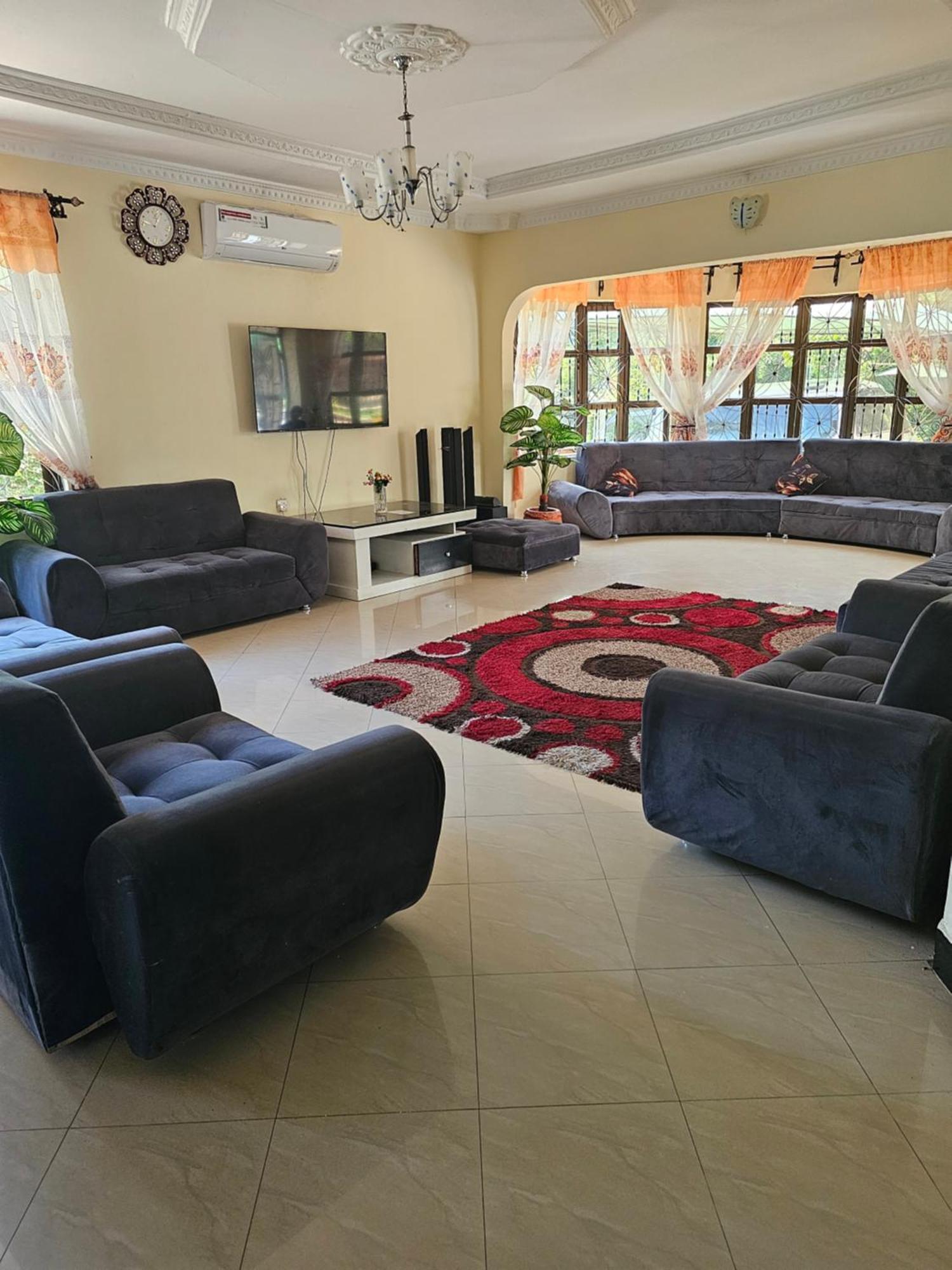 B-More Comfort Stay Boma la Ngombe Exteriér fotografie