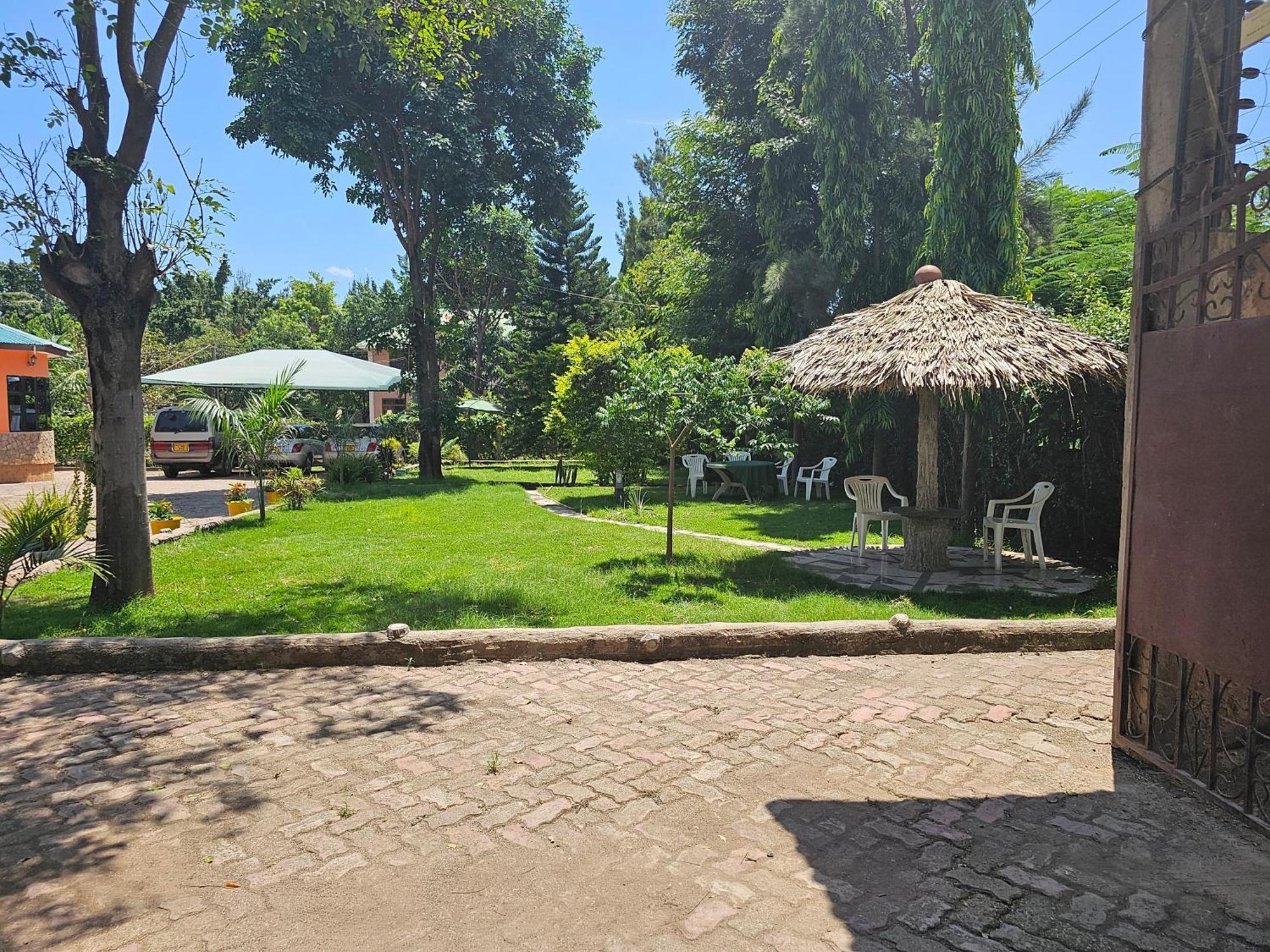 B-More Comfort Stay Boma la Ngombe Exteriér fotografie