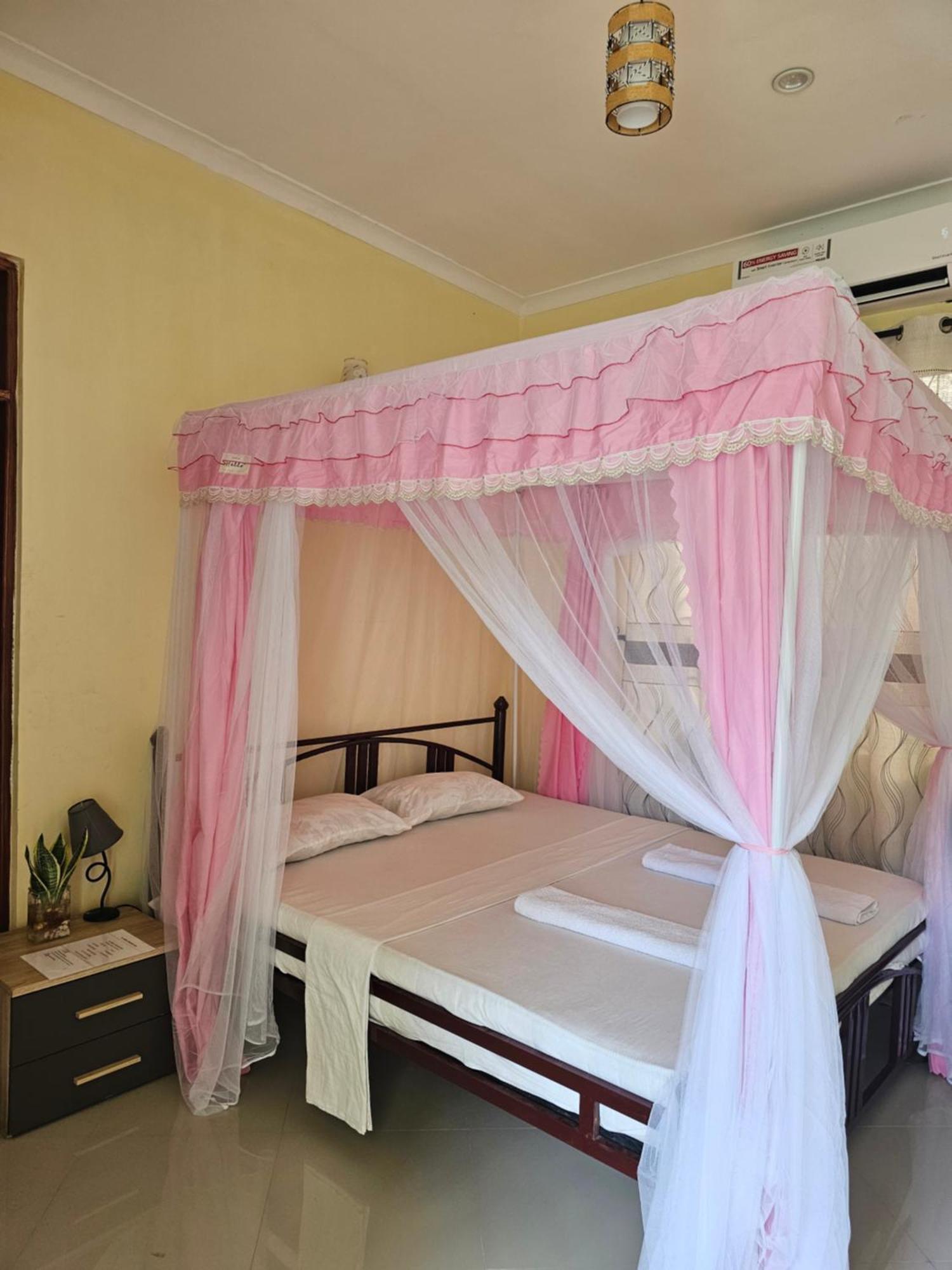 B-More Comfort Stay Boma la Ngombe Exteriér fotografie